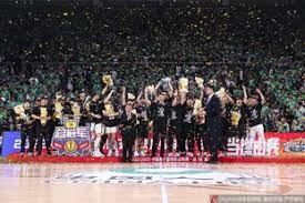 解析亚利桑那响尾蛇队如何通过多元化打击阵线压制传统投手