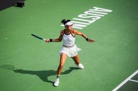 足球报：新鹏城下赛季目标是保级的基础上前进几名